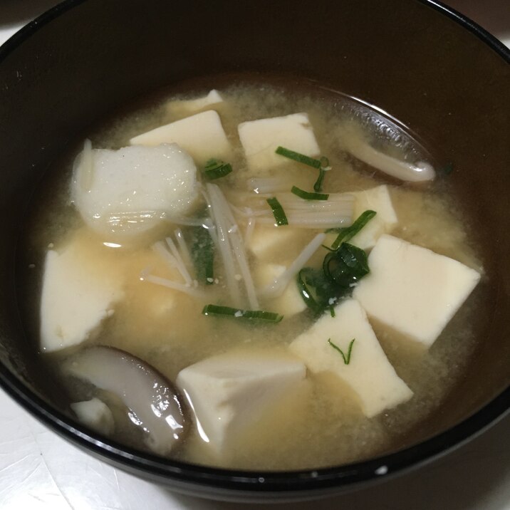 里芋と豆腐のきのこ味噌汁 レシピ 作り方 By りし 楽天レシピ 里芋と豆腐のきのこ味噌汁 レシピ 作り方 By りし 楽天レシピ